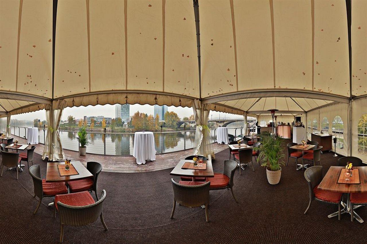 Rohan Boat Prague Exterior photo
